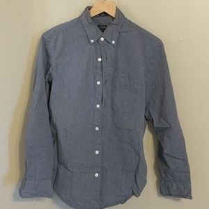 Long Sleeve Casual Shirt / Untucked Fit
